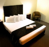 Country Plaza Motor Inn - Tourism Cairns