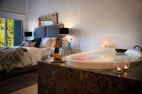 Daylesford Lake Villas - Tourism Cairns 1