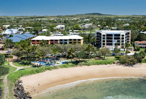 Kacy's Bargara Beach Motel - Tourism Cairns 0