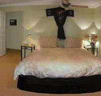 Kallora Escape Bed  Breakfast - Tourism Cairns