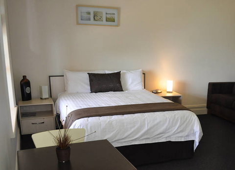 Kangaroo Island Seafront - Tourism Cairns 1