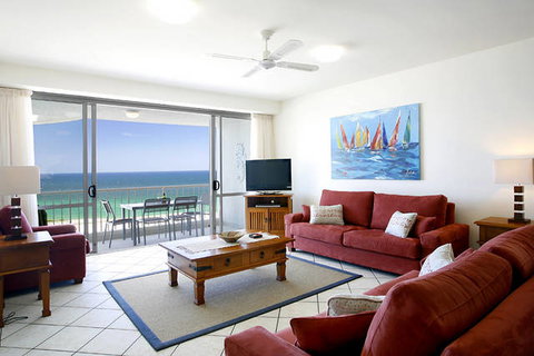 La Mer Sunshine Beachfront Apartments - Tourism Cairns 2