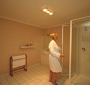 Lagoon Pocket Bed  Breakfast - Tourism Cairns