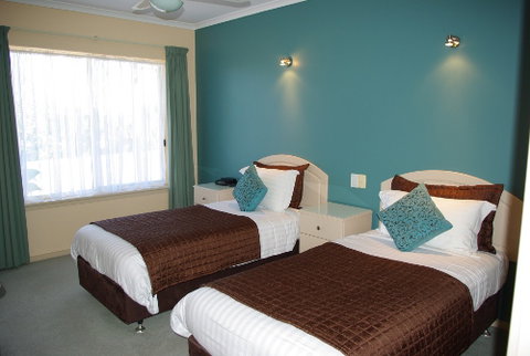 Lakeview Motel And Apartments - Tourism Cairns 0