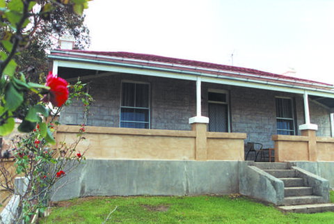 Limestone View (Naracoorte Cottages) - Tourism Cairns 0