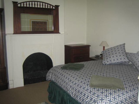 Limestone View (Naracoorte Cottages) - Tourism Cairns 1