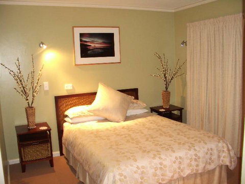 Lufra Hotel - Tourism Cairns 0