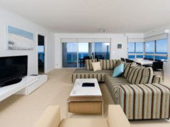 Oscar On Main Resort - Tourism Cairns 3