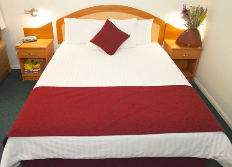 Pegasus Motor Inn - Tourism Cairns 0