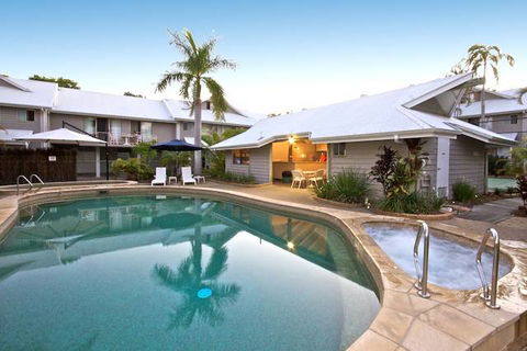 Pelican Beach Resort Noosa - Tourism Cairns 1