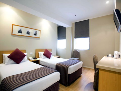 Quality Hotel Batman's Hill On Collins - Tourism Cairns 0