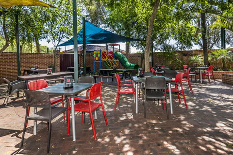 Quality Hotel Bayswater - Tourism Cairns 0