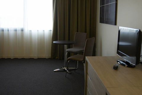 Quality Hotel Tabcorp Park - Tourism Cairns 5