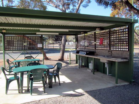 Acclaim Gateway Tourist Park - Tourism Cairns 5