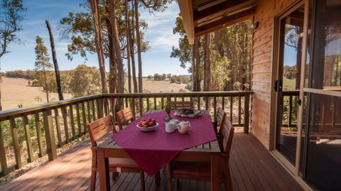 Balingup Heights Hilltop Forest Cottages - Tourism Cairns 11