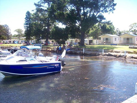 Seacrest Caravan Park - Tourism Cairns 3