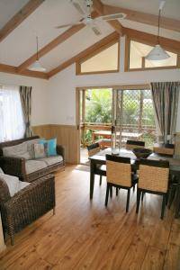 Seven Mile Beach Holiday Park - Tourism Cairns 3