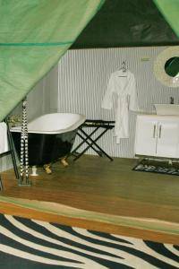 Seven Mile Beach Holiday Park - Tourism Cairns 4