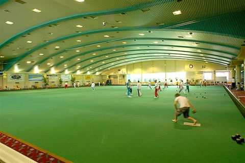 Warilla Bowls & Recreation Club - Tourism Cairns 3