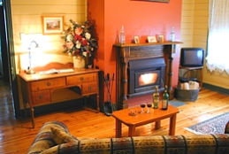 Willowbrook Cottages B&Bs - Tourism Cairns 0