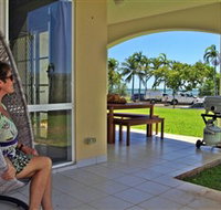 Absolute Beachfront Apartment - Tourism Cairns