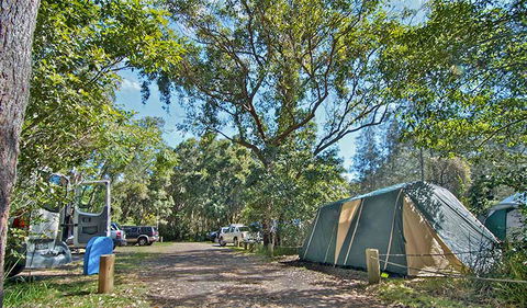 Wells Campground - Tourism Cairns 1