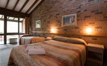 Avoca Beach Hotel And Resort - Tourism Cairns 1