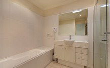 Pacific Blue 358 - Tourism Cairns 5