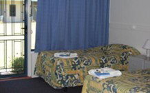 Holbrook Settlers Motel - Holbrook - Tourism Cairns 3