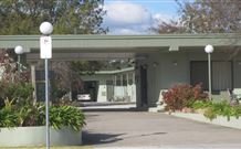 Holbrook Skye Motel - Holbrook - Tourism Cairns 0