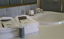 Mollymook Seaspray Motel - Mollymook - Tourism Cairns 0