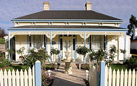 Carrington House - Tourism Cairns 0