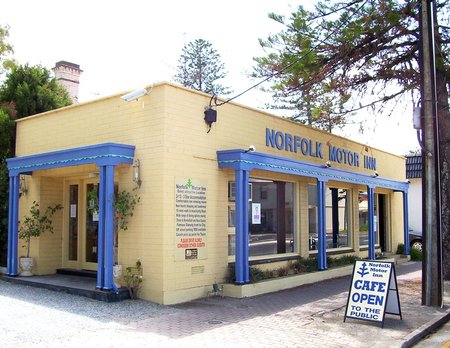Norfolk Motor Inn - Tourism Cairns 1