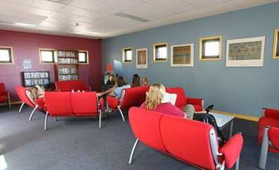 Canberra Yha - Tourism Cairns 1