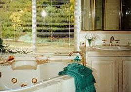 Between The Bays Retreat - Tourism Cairns 4