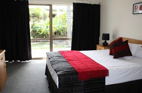 Kondari Resort Hotel - Tourism Cairns 0