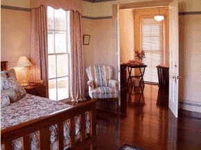 Barcaldine House - Tourism Cairns 2