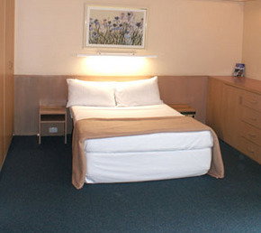 Metropolitan Motor Inn - Tourism Cairns 1