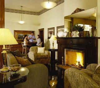 Royal Exchange Hotel - Tourism Cairns 0