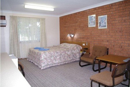 Castlereagh Motor Inn - Tourism Cairns 4