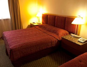 Bell Motor Inn - Tourism Cairns 0