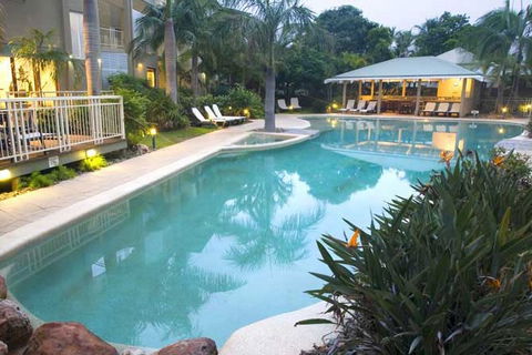 Colonial Resort Noosa - Tourism Cairns 0
