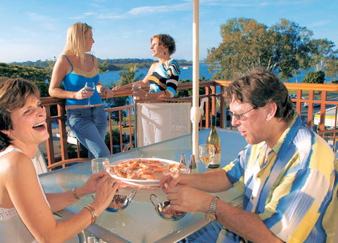 Colonial Resort Noosa - Tourism Cairns 1