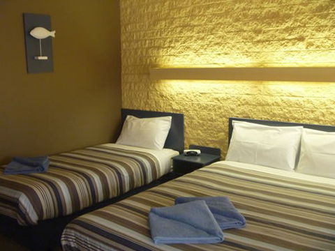 Rye Beach Motel & Apartments - Tourism Cairns 1