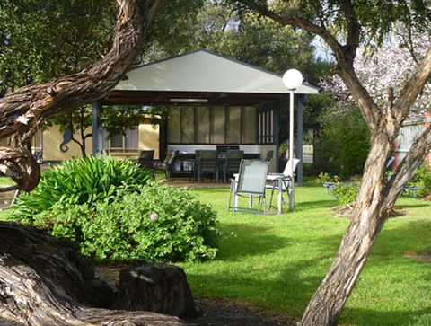 Rye Beach Motel & Apartments - Tourism Cairns 3