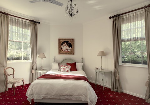 Keebles Country House - Tourism Cairns 1