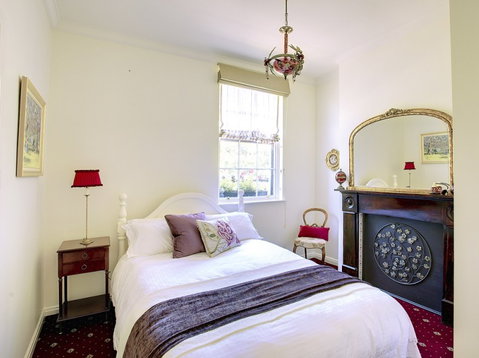 Keebles Country House - Tourism Cairns 5