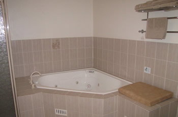 Golf Links Motel - Tourism Cairns 5