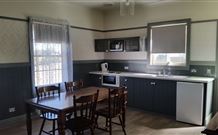 Wagga Wagga Country Cottages - - Tourism Cairns 6