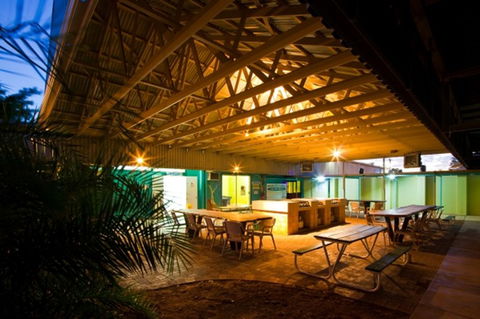 Exmouth YHA - Tourism Cairns 5